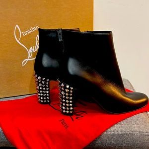Christian Louboutin Suzuki Folk 85 Calf ankle bootie